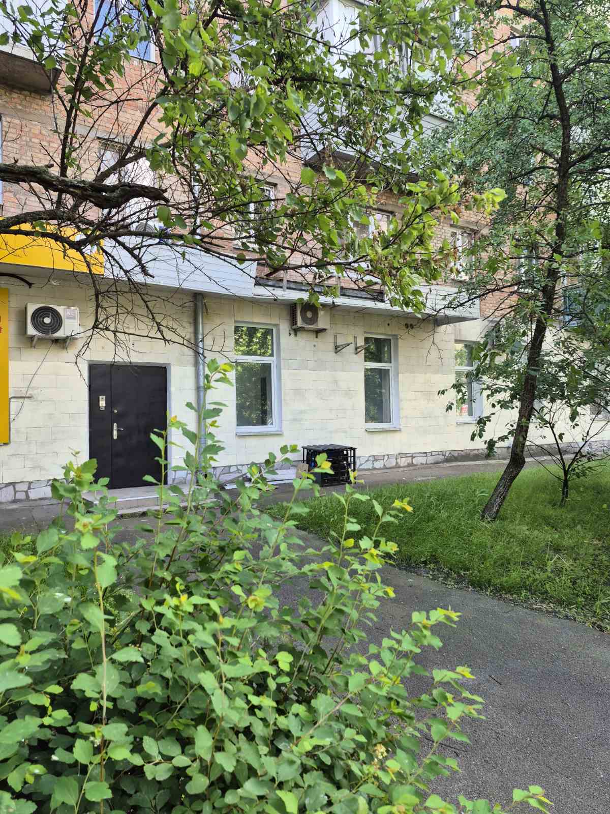 Оренда комерційного приміщення.вул Черчилля 22